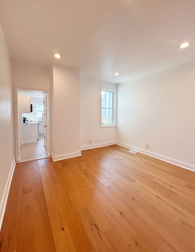 Photo - 3047 Coral St