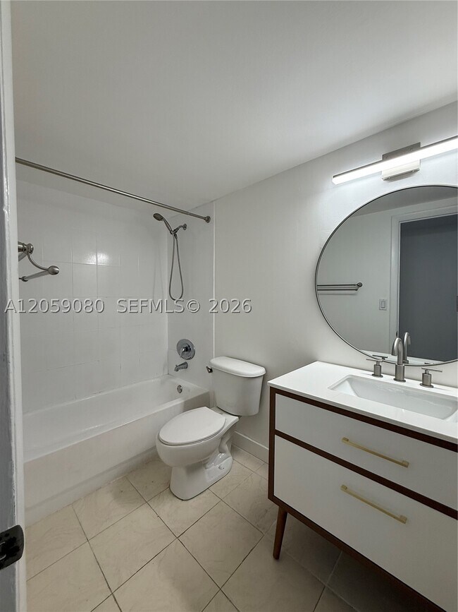 Photo - 1455 N Treasure Dr Unit 6L