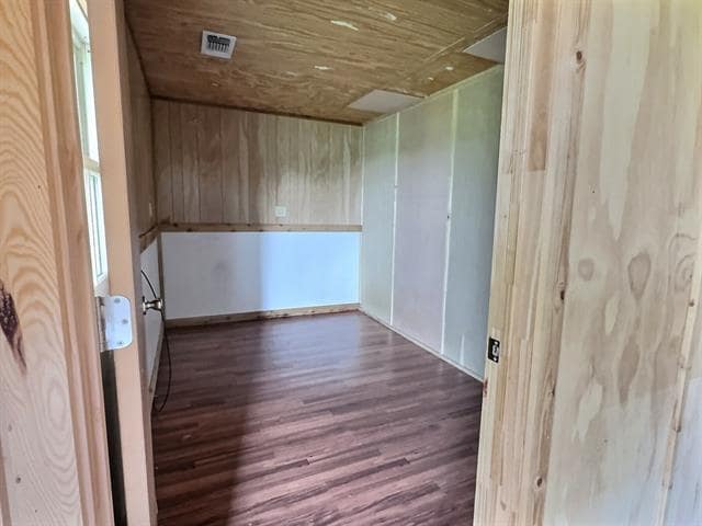 10669 Mineral Wells Hwy