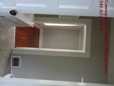 Photo - Roseburg 2 bedroom on SE Douglas