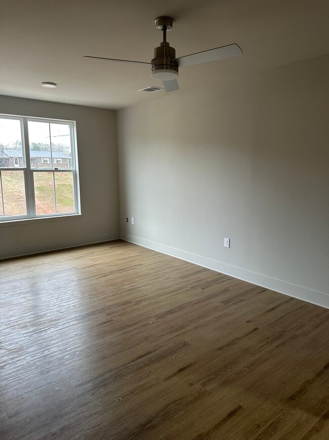 Topside 333 Apartments Louisville, TN