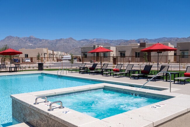 Building Photo - Casitas on Catalina Rental