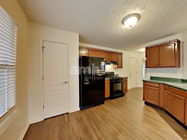 Photo - 113 Buttonwood Dr