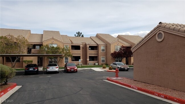 Building Photo - 8101 W Flamingo Rd Unit 1073