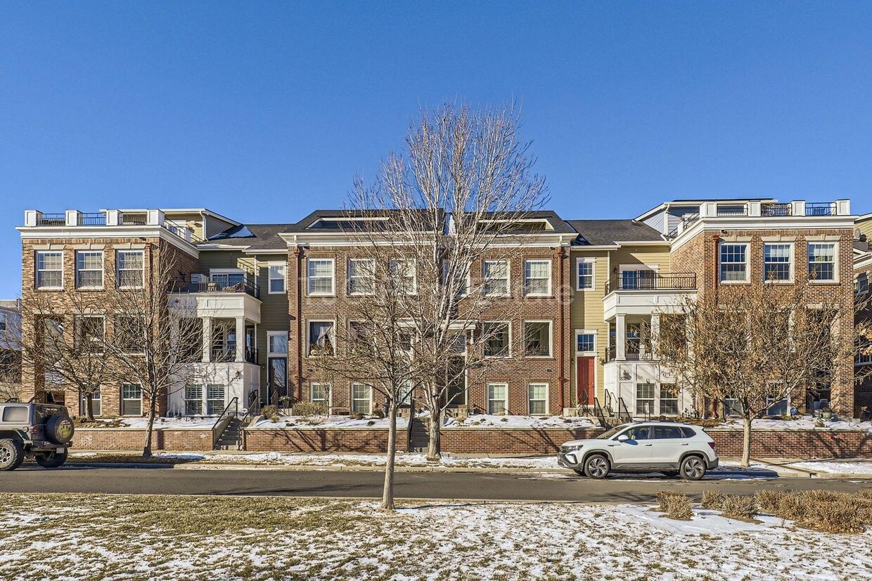 Two Balconies! - Two Balconies!