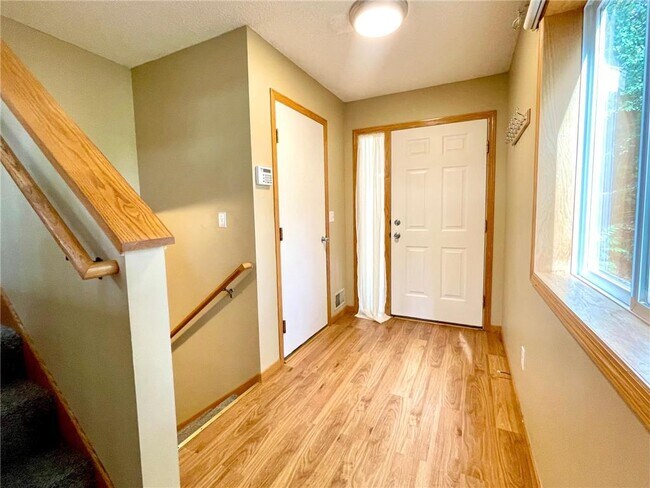 Photo - 7414 Bolton Way