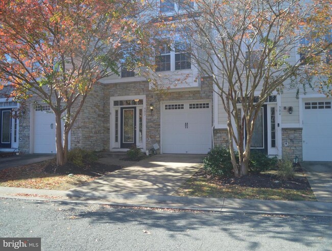 Photo - 502 Monroe Point Dr Townhome