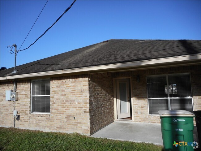 Building Photo - 219 Belmoor Ln Rental