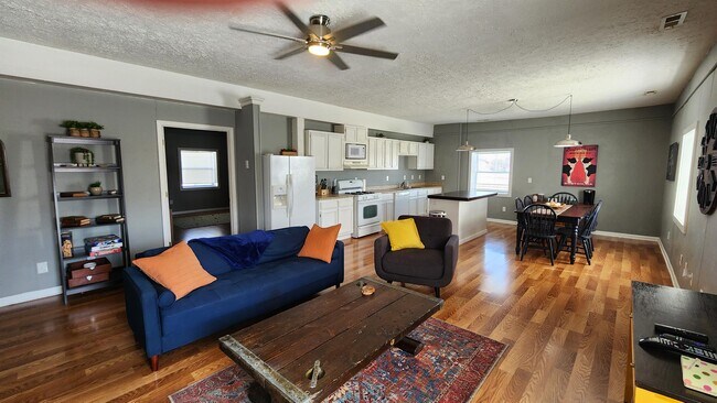 Photo - 501 Frisco St Unit 2