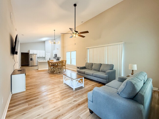 Building Photo - 515 Old Spanish Trail Rental