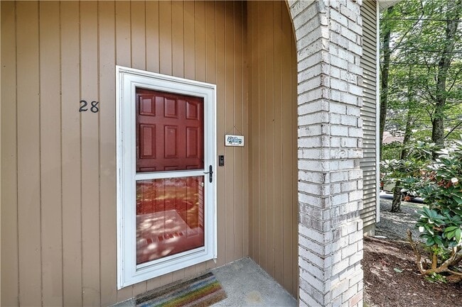 Photo - 28 Marigold Cir