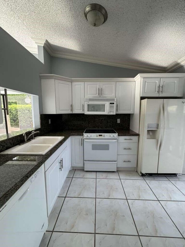 Photo - 10324 Boca Bend W