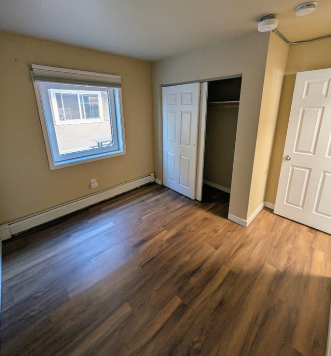 Photo - 618 Gambell St Unit 15