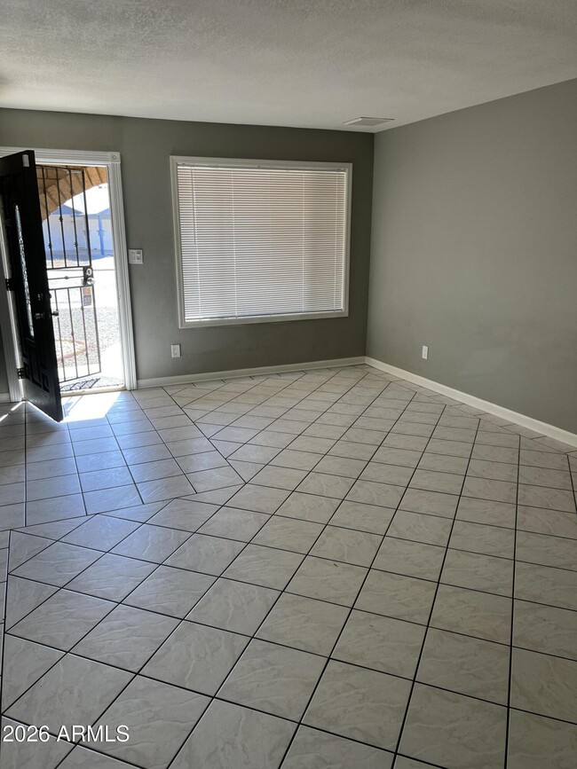 Photo - 17825 N 27th Dr