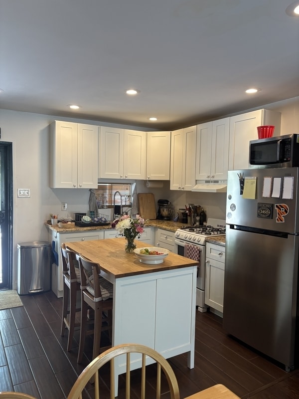 Photo - 2144 Cherry St