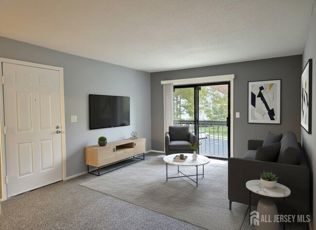 Building Photo - 447 Danbury Ln