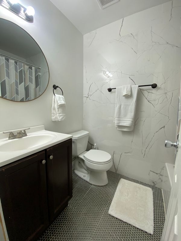 Photo - 7416 Rhondda Dr