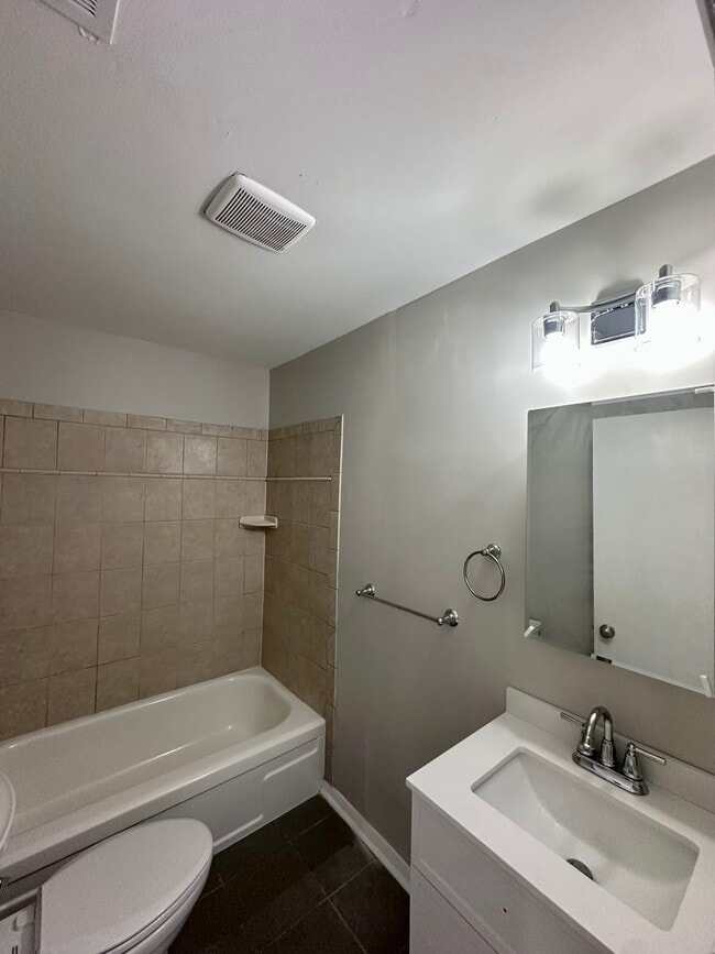 Photo - 102 Karl Brown Way Unit 7