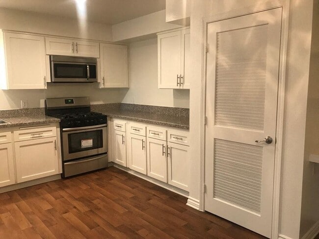 Greenbriar Woods Apartments