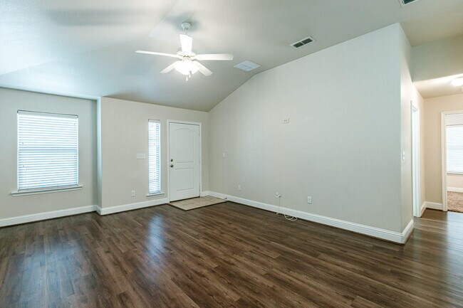 Photo - 11207 Dover Ave