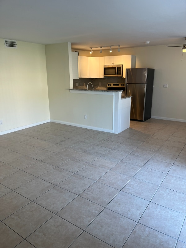 Photo - 1870 Agora Cir SE Unidad 103