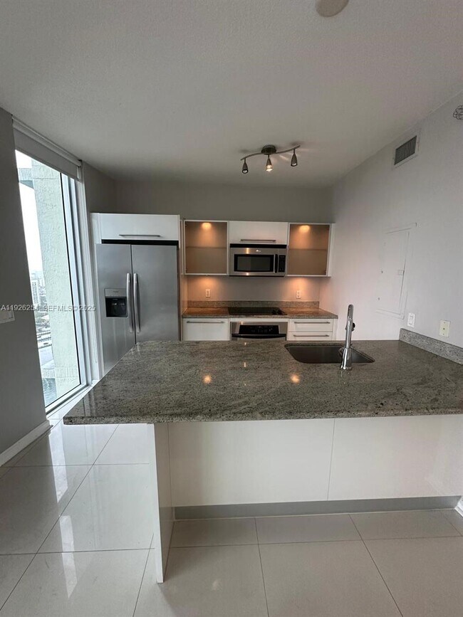 Photo - 185 SW 7th St Unit 3400