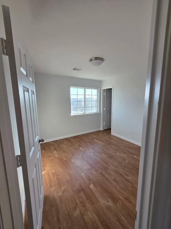 Building Photo - 6159 El Granate Dr