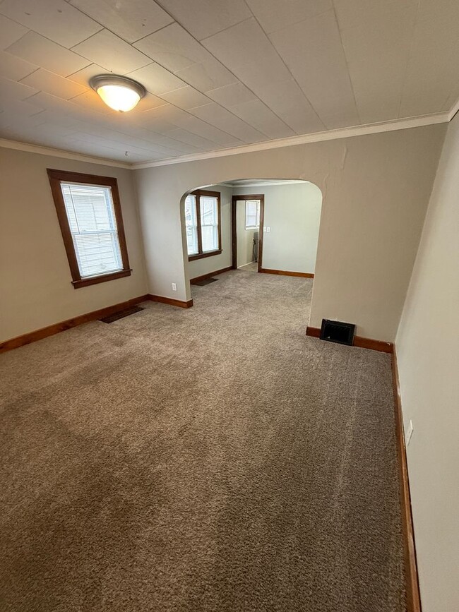 Photo - 3B / 1B home with over 1200 square feet!