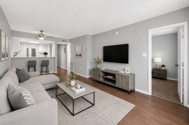 Building Photo - The Grove at Temple Terrace Apartments