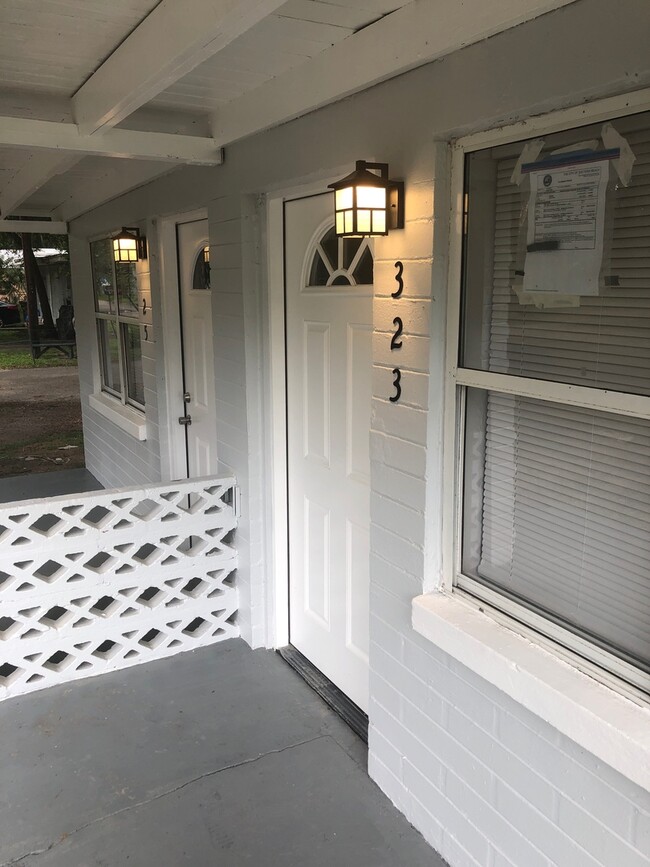 Photo - Caroline Unit 323 N. Caroline St.