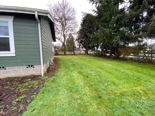 Photo - 3 Bedroom 2 Bath Home in Winston