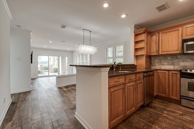 Photo - 646 Portside Dr