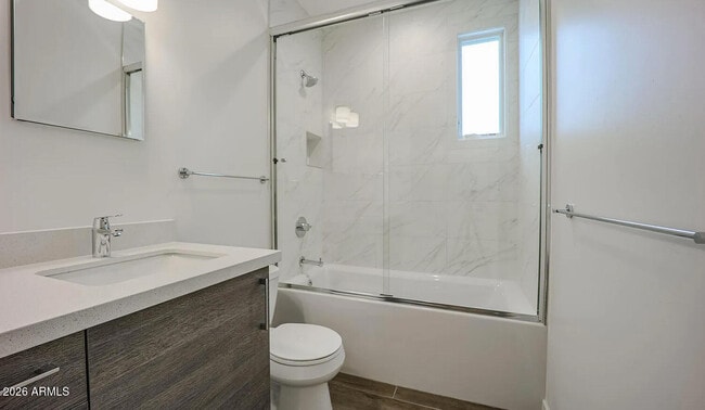 Photo - 4539 N 8th Pl