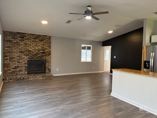 Photo - 1601 Matias Dr