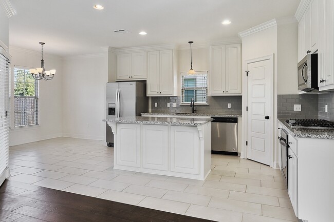 Photo - Beautiful 3 Bedroom, 3 Full Bath