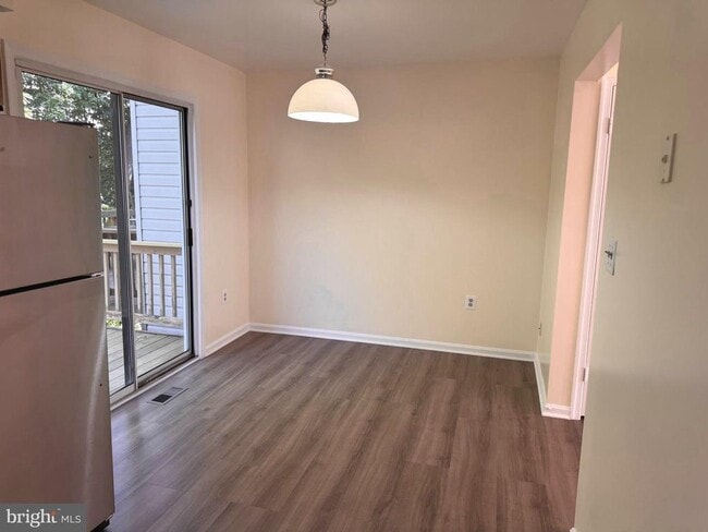 Photo - 14803 McKnew Rd