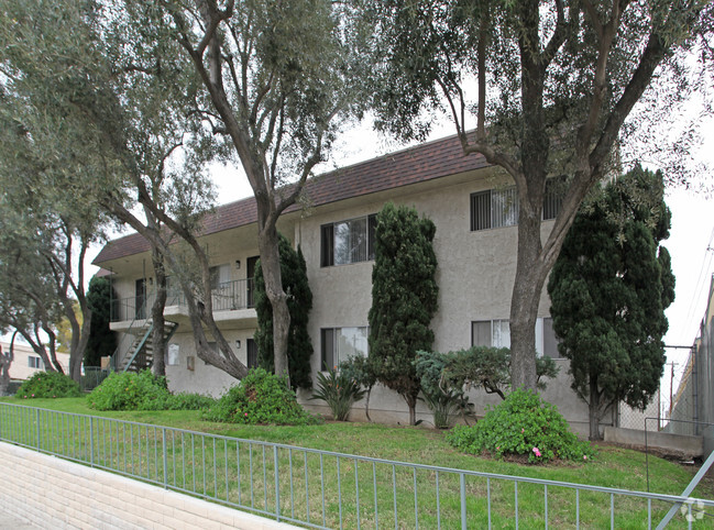 Building Photo - Granada Terrace Apartments