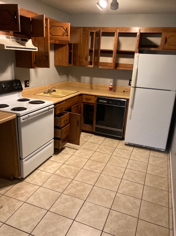 Photo - 215 Hammond Cir