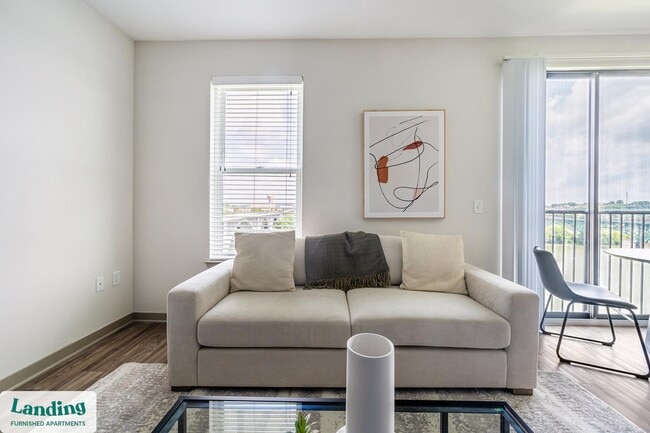 Photo - 151 E Blount Ave Unit 433.1409554