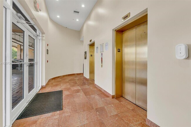 Photo - 5271 SW 8th St Unit 203