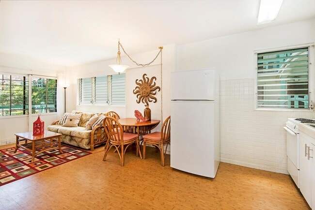 Photo - Diamond Head Ambassador #201