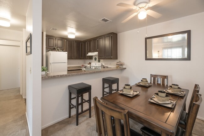 1x1 634 sq. ft.