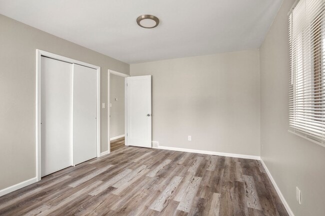 Photo - 108 Irene St Unit Upper