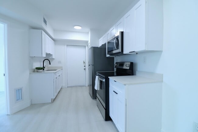 Photo - 1814 NW 2nd Ct Unidad 2