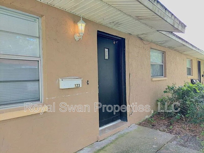 Photo - 1233 W Highland St