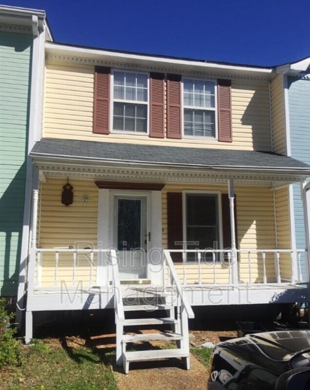 Building Photo - 422 Buckingham Cir