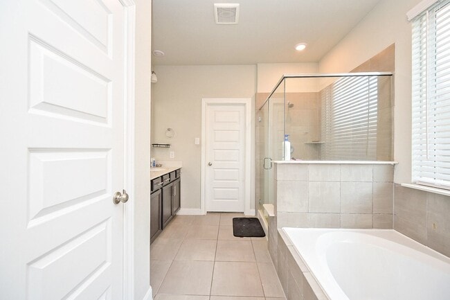 Photo - 11430 Cypress Birch Ct