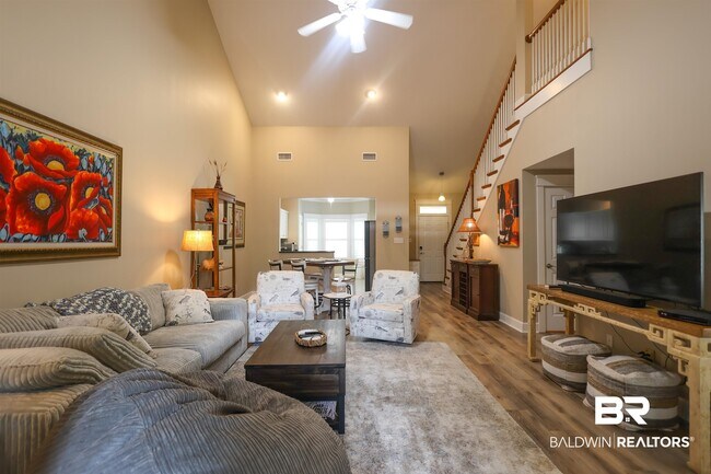 Photo - 430 W Fort Morgan Rd