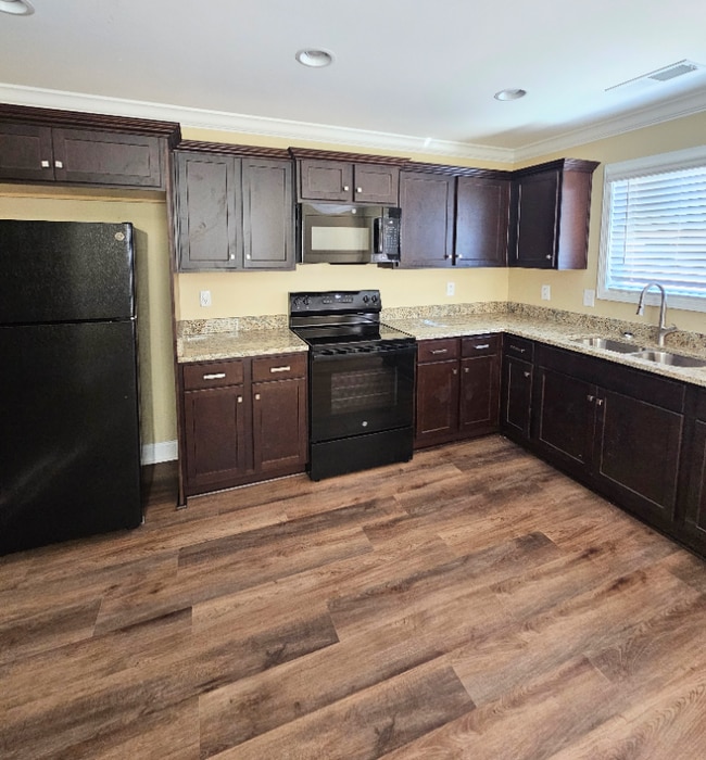 Photo - 1421 Northland Dr