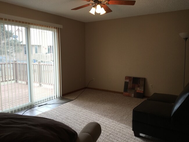 Photo - 1843 Hollywood Ct